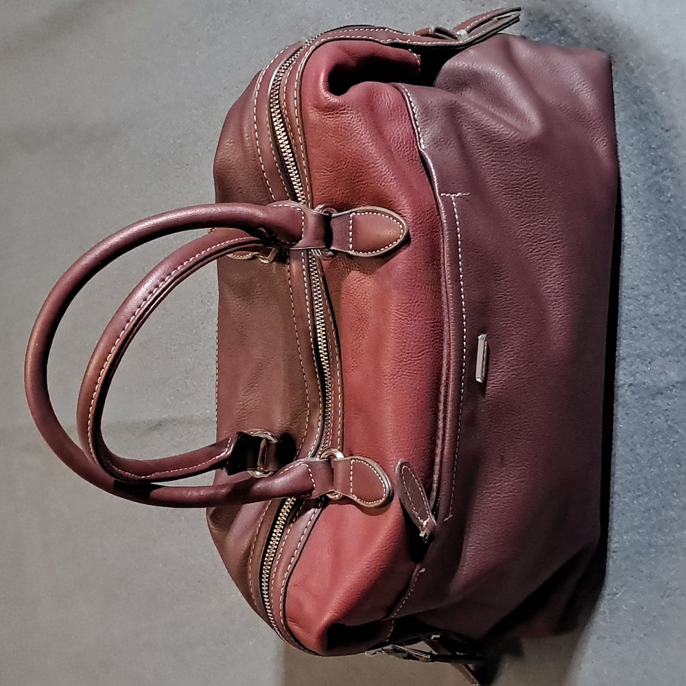 David Jones Paris leather crossover bag.